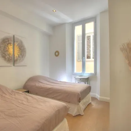 Jej1-two Bedrooms Center *